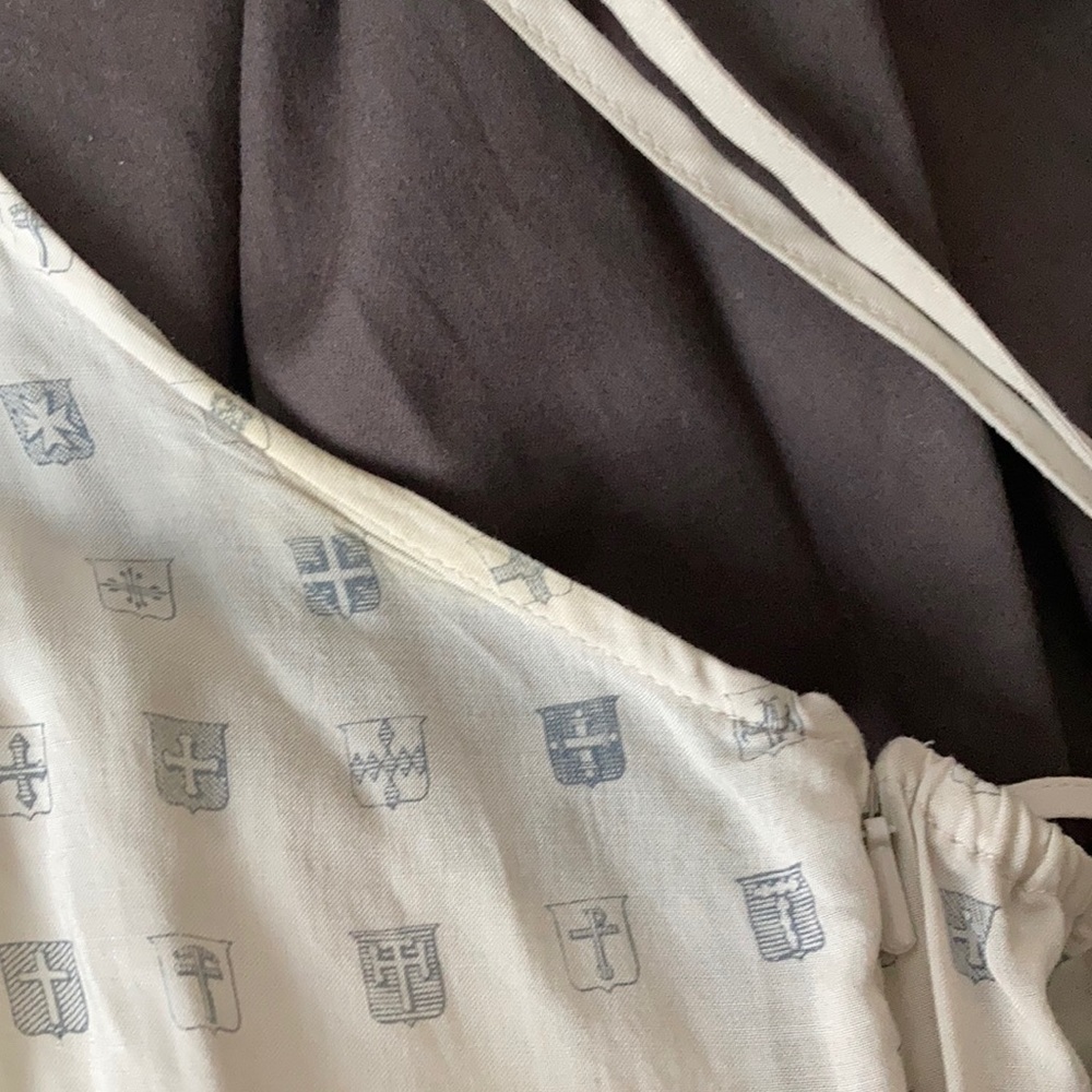 Gentle Fawn Ruffle Dress with Pattern - Picture 9 of 12